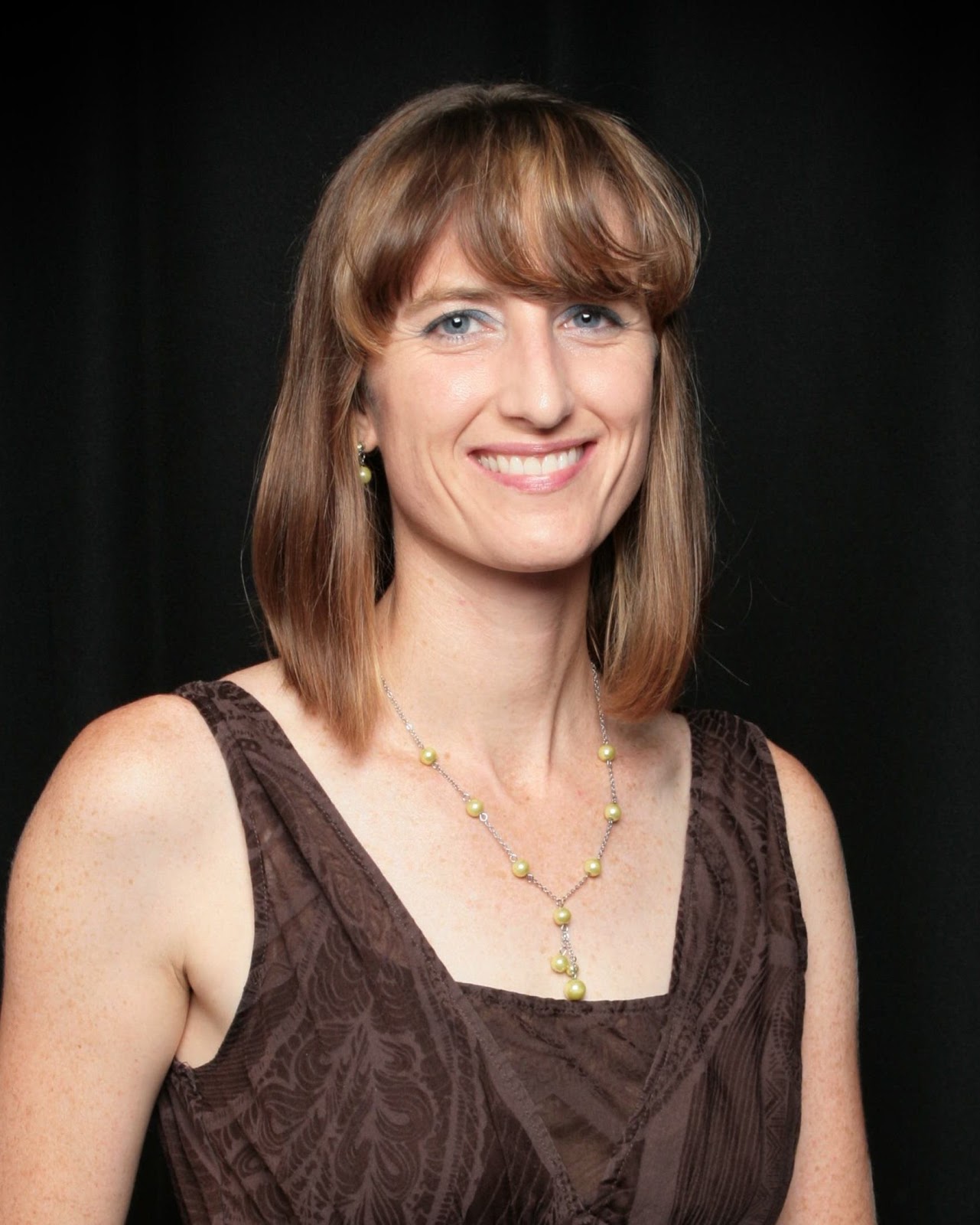 Elaine StockAuthor***Everyone’s Story Blog A CHAT WITH AUTHOR/EDITOR