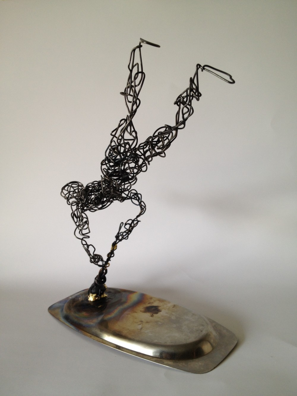 Making the Wire Armature  Wire art sculpture, Wire sculpture, Wire art