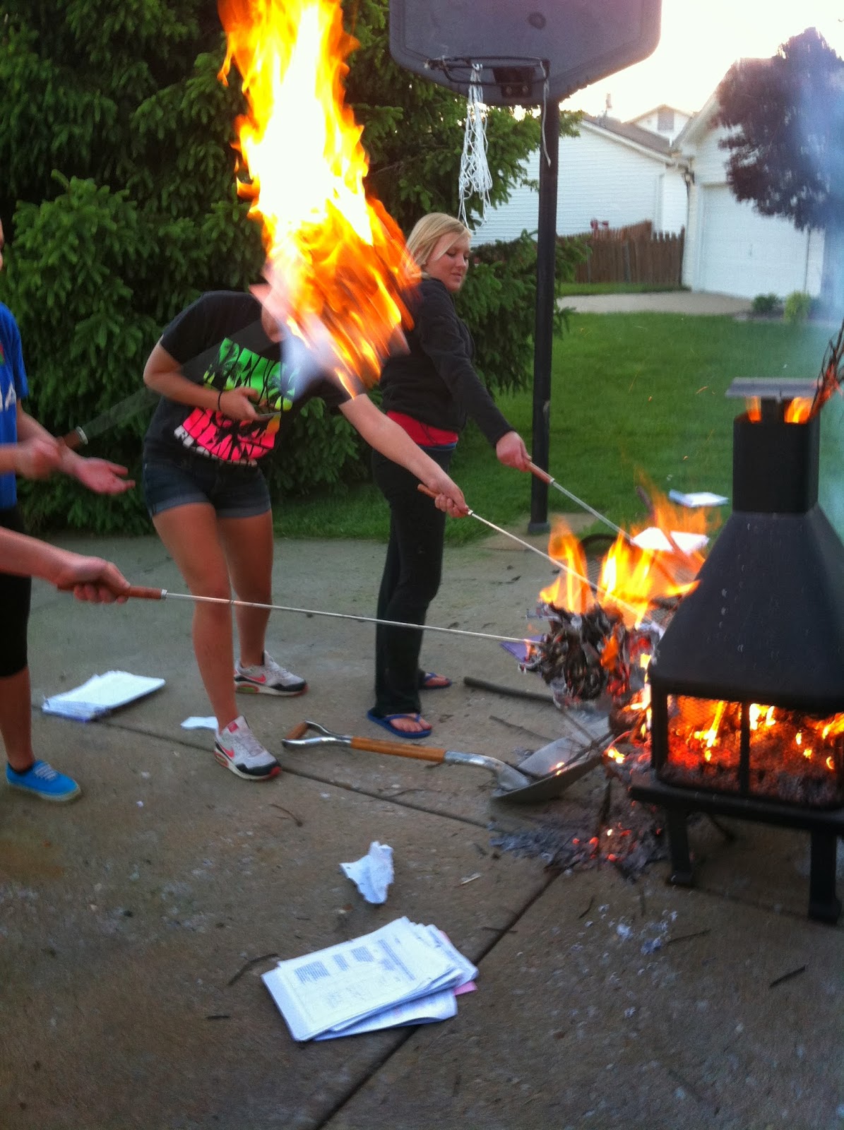 How to do homework sims 4 picture