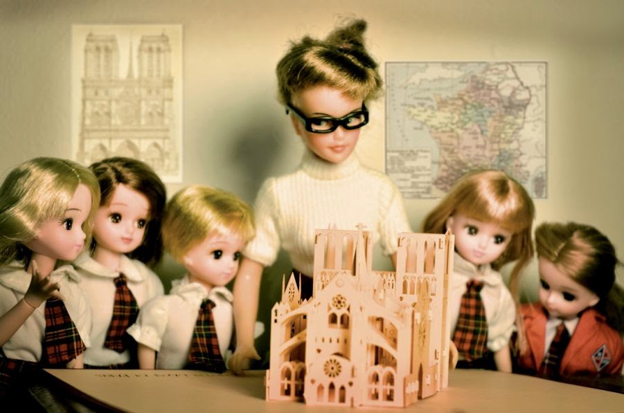 Awesome Photos of Adventurous Dolls