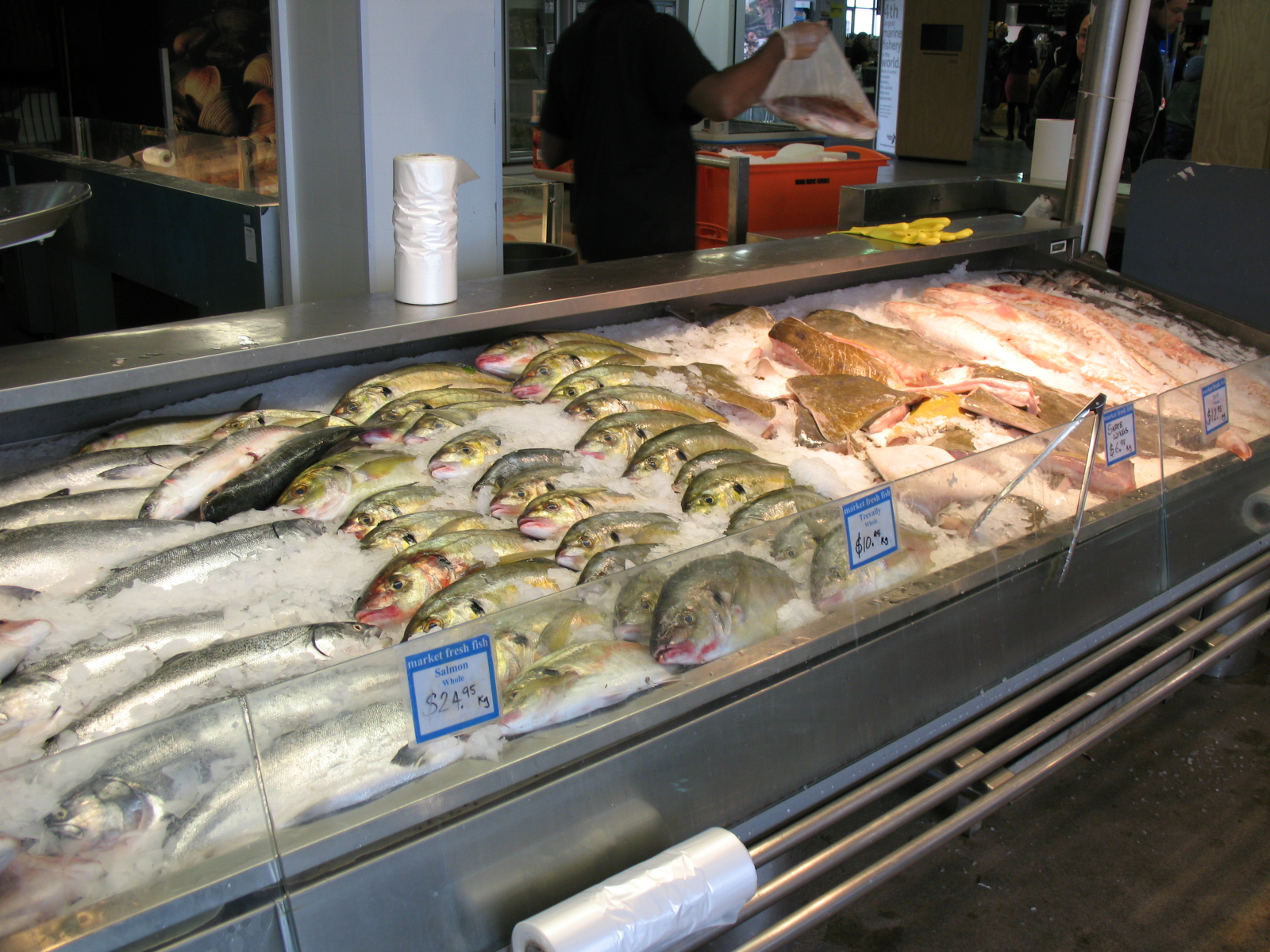 Buhay Pinay sa NZ Fresh Fish Market