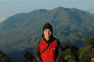 Daru Jemper Merah Daru Jemper Merah