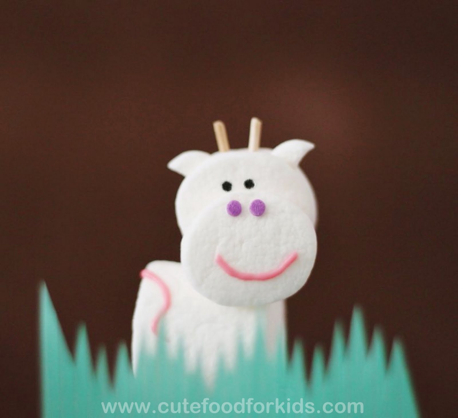 Cute Food For Kids? Marshmallow Pop Happy Cows