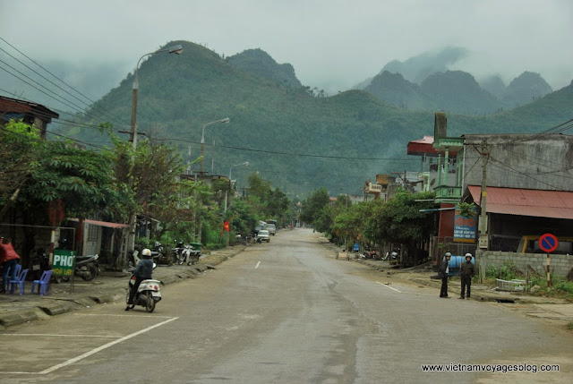 Le panorama majestueux de Dong Van à Ba Be - Photo An Bui Le panorama majestueux de Dong Van à Ba Be - Photo An Bui