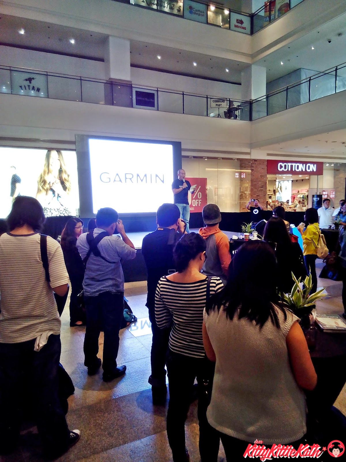 garmin concept store