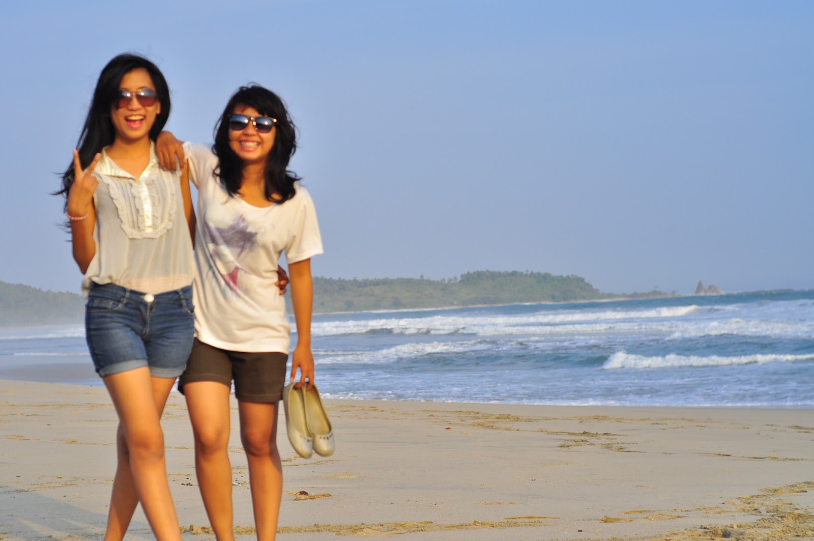 Catatan Extrema: Tempat Wisata Pantai Sawarna Banten