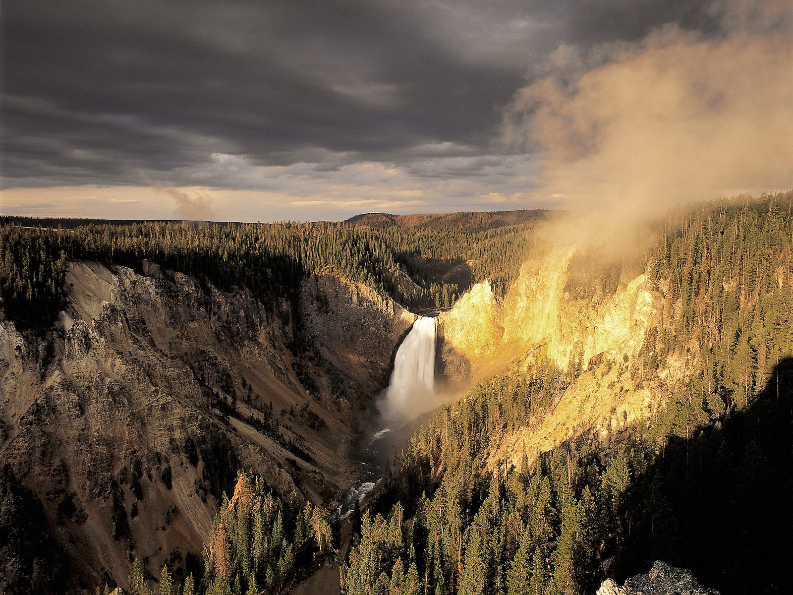 Scenic National Parks: Yellowstone, Yosemite, Grand Canyon Combo Pack