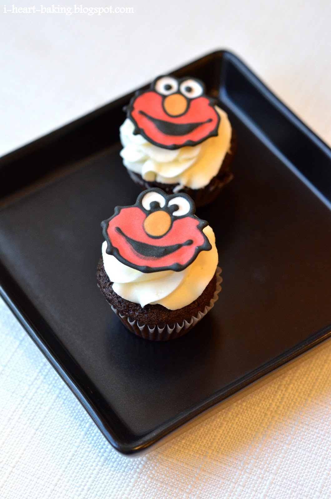 i heart baking! elmo cupcakes chocolate cupcakes with cream cheese