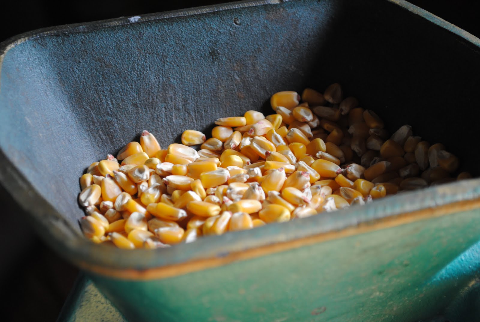 lehman's diamant european grain mill