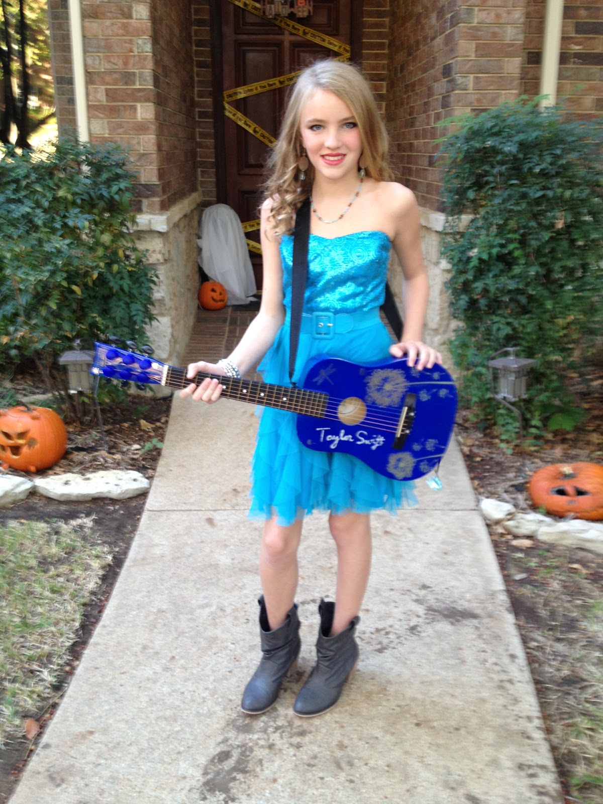 Dixie of all Trades Create a &quot;Taylor Swift&quot; guitar for 2 ) The