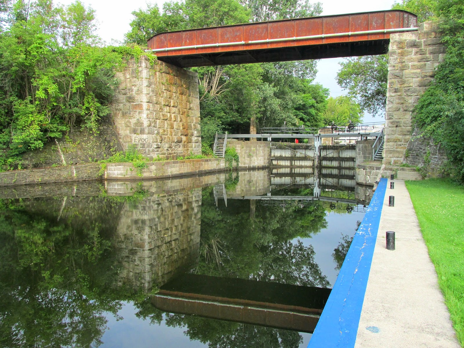 The Passionate Hiker The Rideau Trail Smiths Falls Dam (12C) to Merrickville Locks (13E)