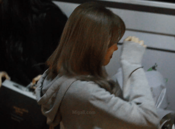 뒤늦게 울음 터진 우주소녀 루다