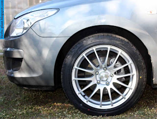 Hyundai i30 car tyres/wheel - صور اطارات سيارة هيونداى i30 Hyundai i30 car tyres/wheel - صور اطارات سيارة هيونداى i30