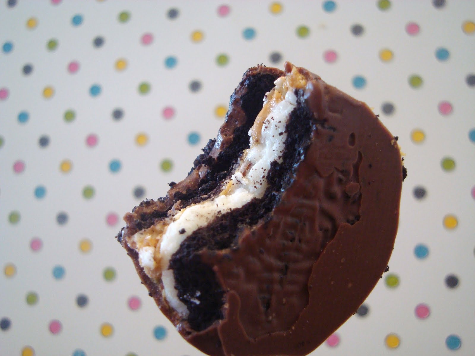 Chocolatedipped Peanut Butter Marshmallow Oreo Pops Dip it in Chocolate