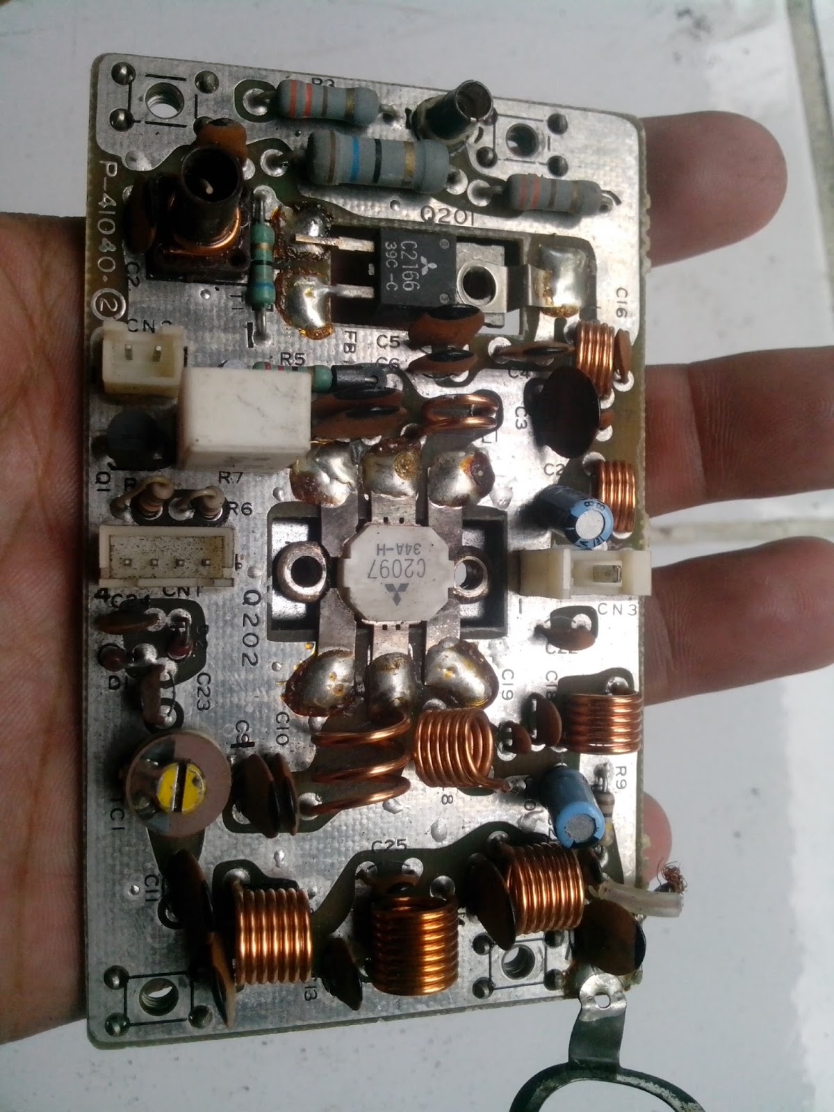 Elektronik Plus: Di Jual Kit Power Amplifier HF dengan transistor