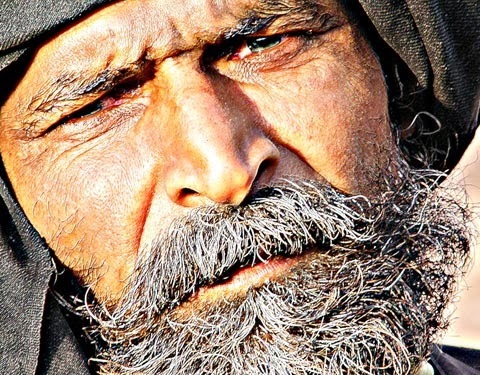 An Add HDR-like effect to a normal potrait picture. An Add HDR-like effect to a normal potrait picture.