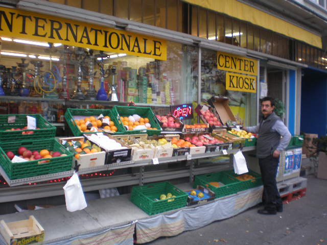 سوپر مارکت پاس عرضه کننده مواد غذائی ایرانی در زوریخ سویس