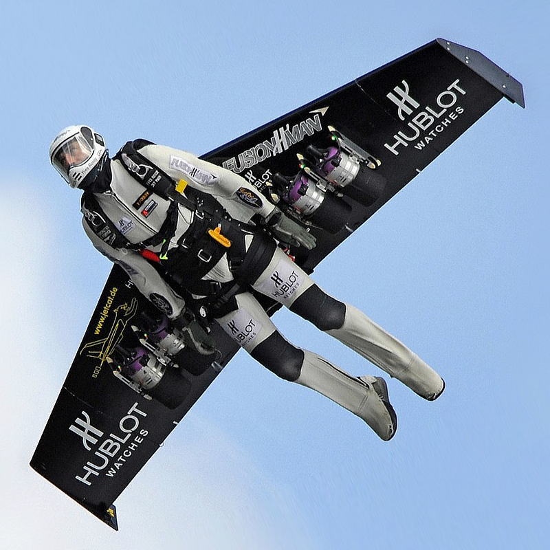 Jetman Stunts Alongside Fighter Jets