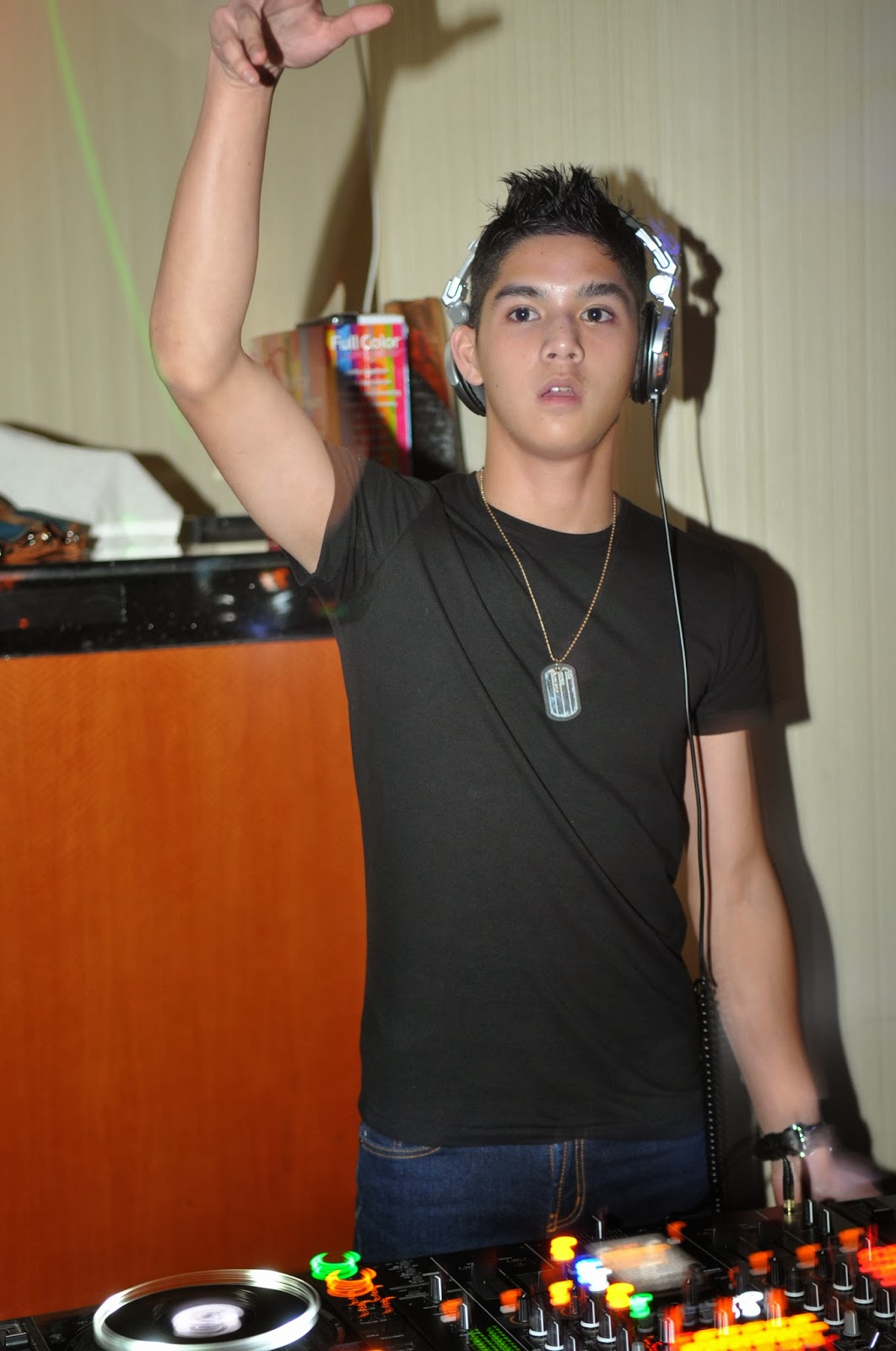 FullColor Party: Fun Chit-chat with Al Ghazali