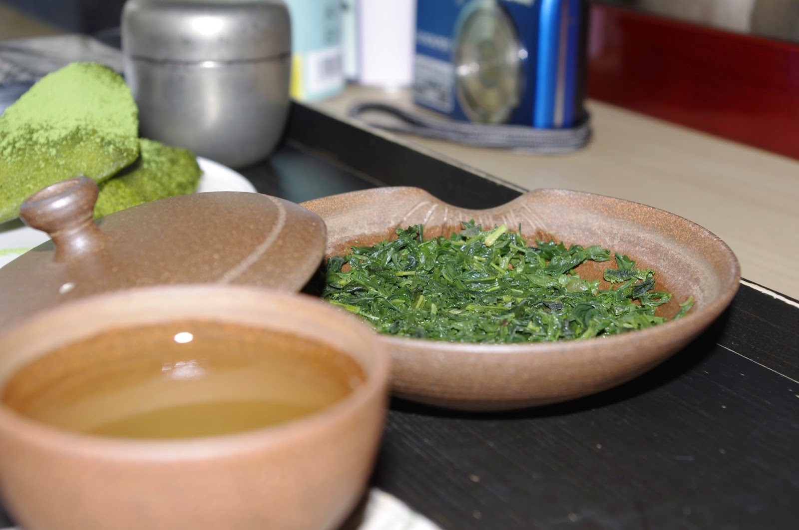Jugetsudo Gyokuro Uji et financier au matcha