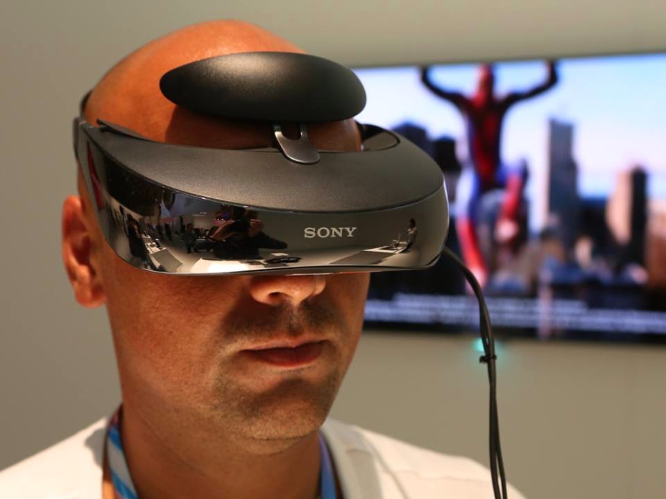 Focus Article: Sony HMZ-T3W Head Mounted Display