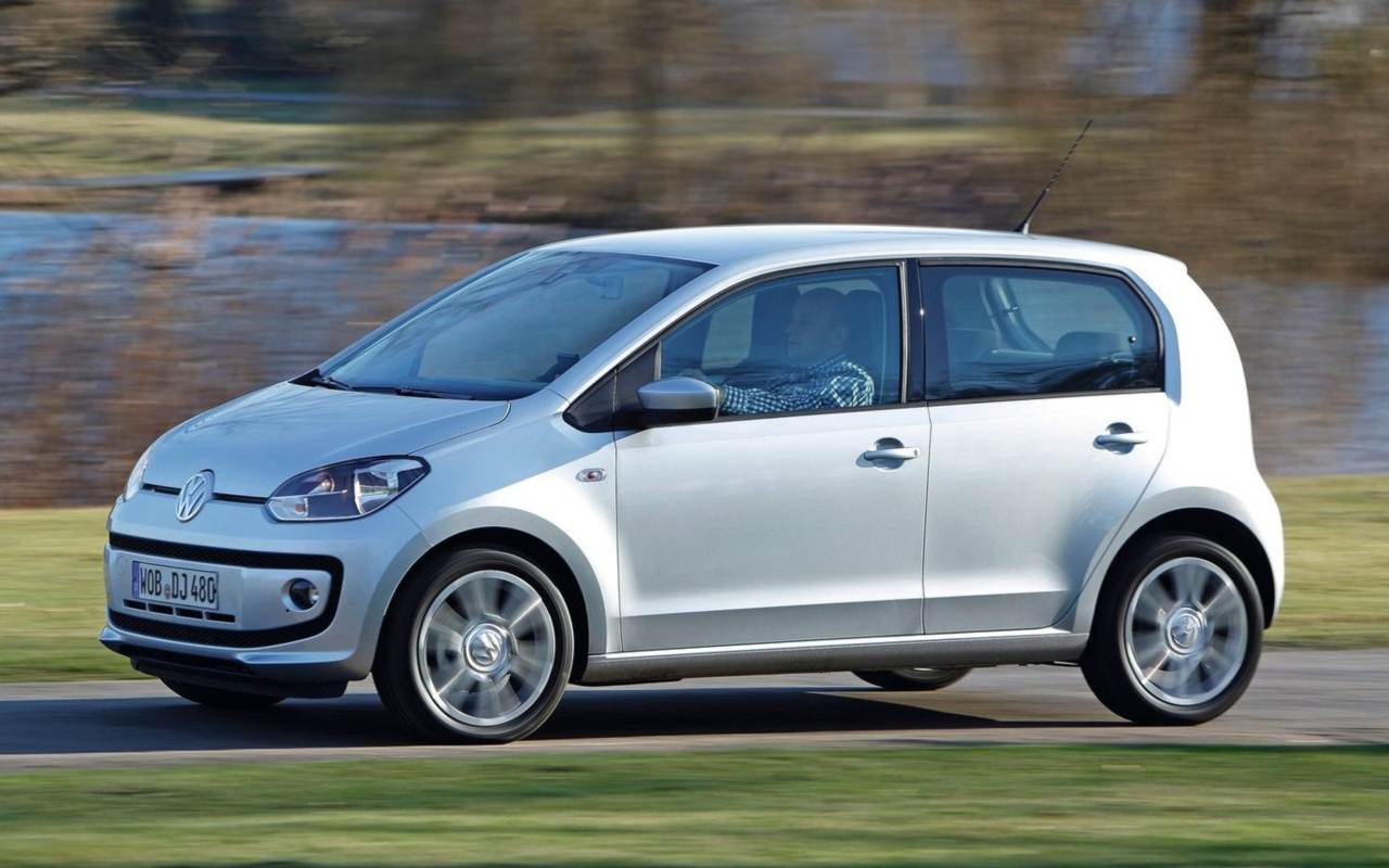 http://4.bp.blogspot.com/-hp6N-FgrbWQ/UQELnZQDUyI/AAAAAAAA1-M/TKejYvATsKo/s1600/Novo-VW-Gol-plataforma-UP%20(6).jpg