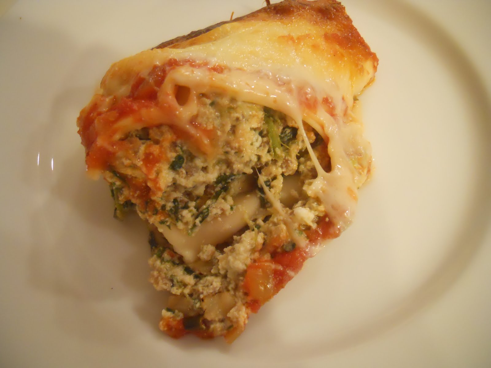Pithy's Kitchen: Sausage, Spinach and Cheese Cannelloni