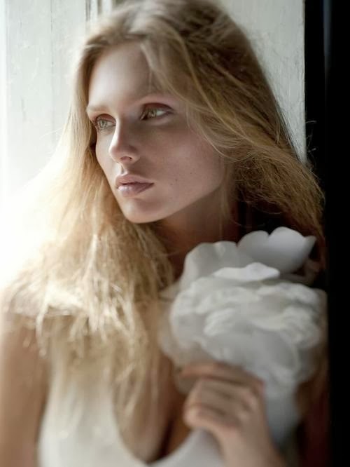 Aksana Samuylova natural beauty Just a pretty face