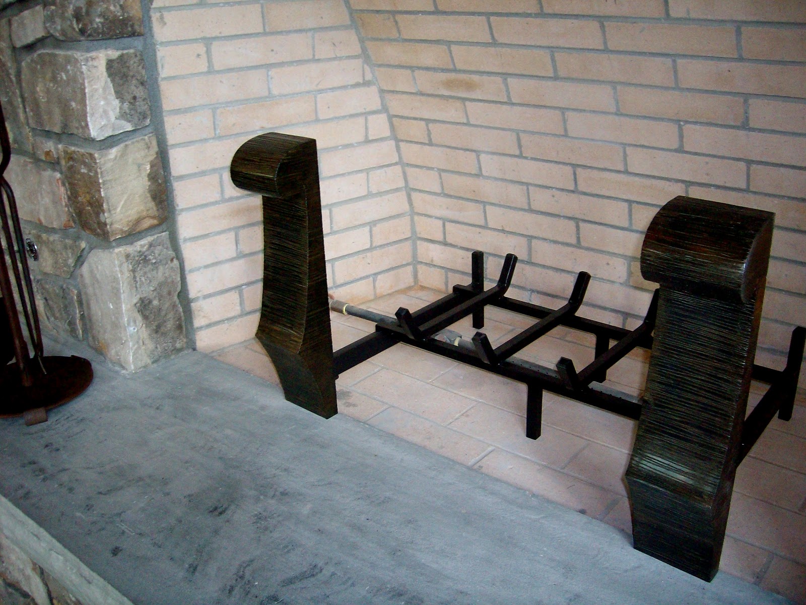 PUSATERI DESIGN FIREPLACE SCREENS & TOOLS