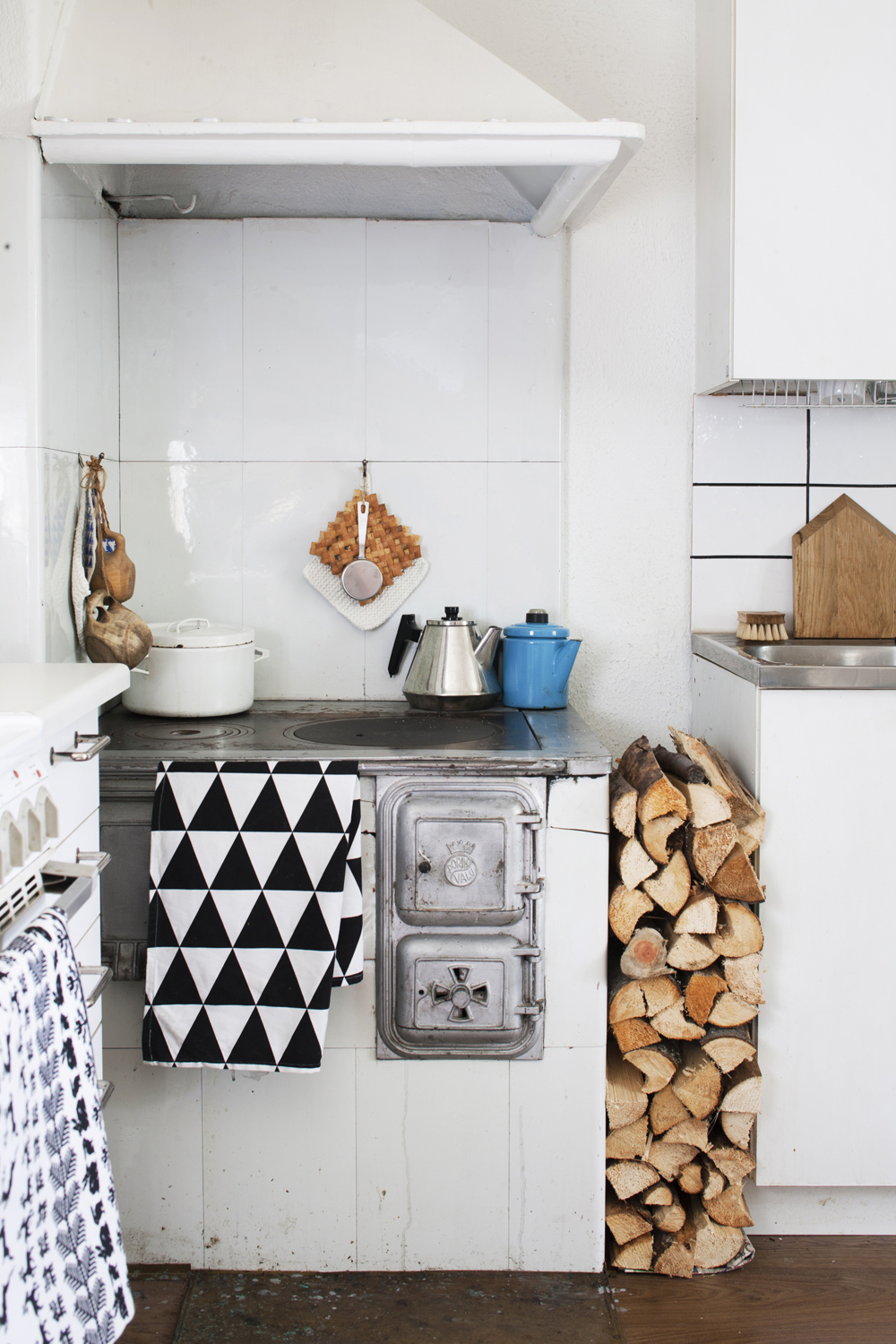 my scandinavian home Finnish home with vintage finds