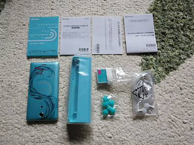 XperiaTM feat. HATSUNE MIKU SO-04E同梱品