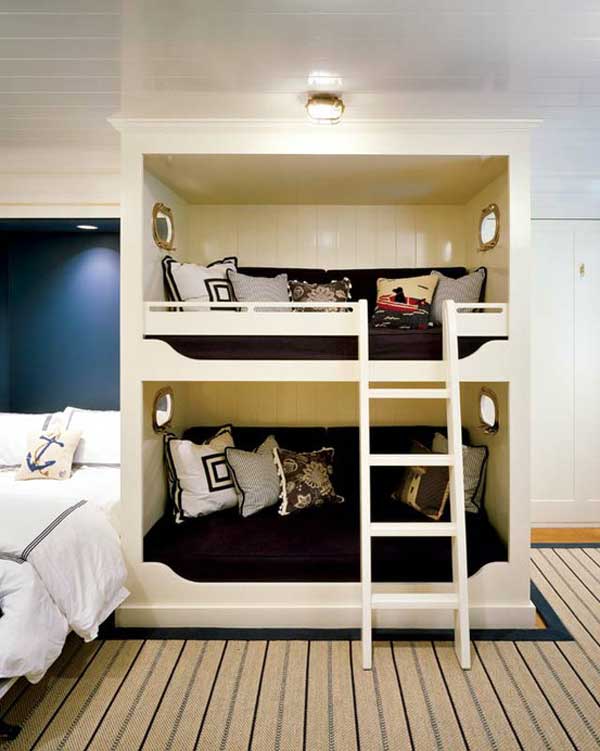 Lake House Lyn Cottage Bunk Beds
