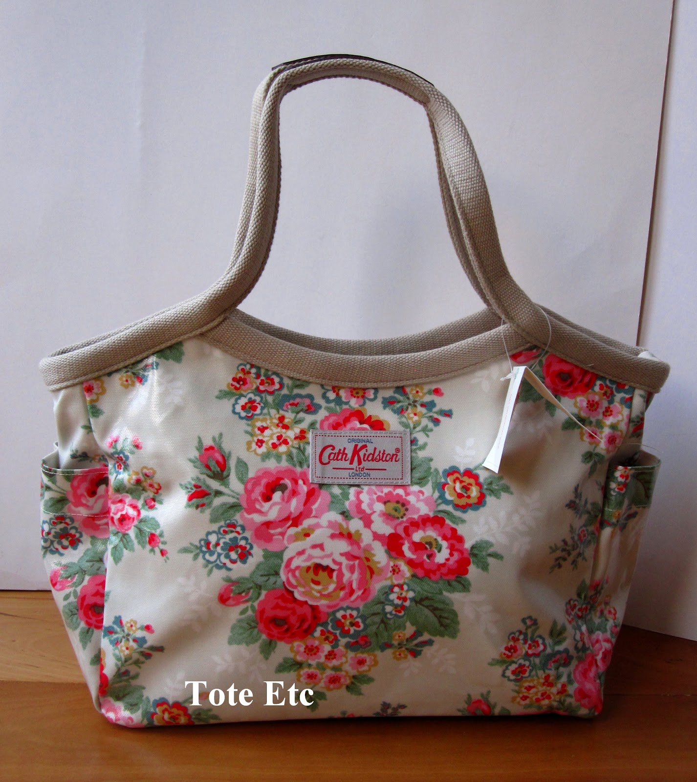 Tote Etc CATH KIDSTON BUCKET TOTE (CANDY ROSE)