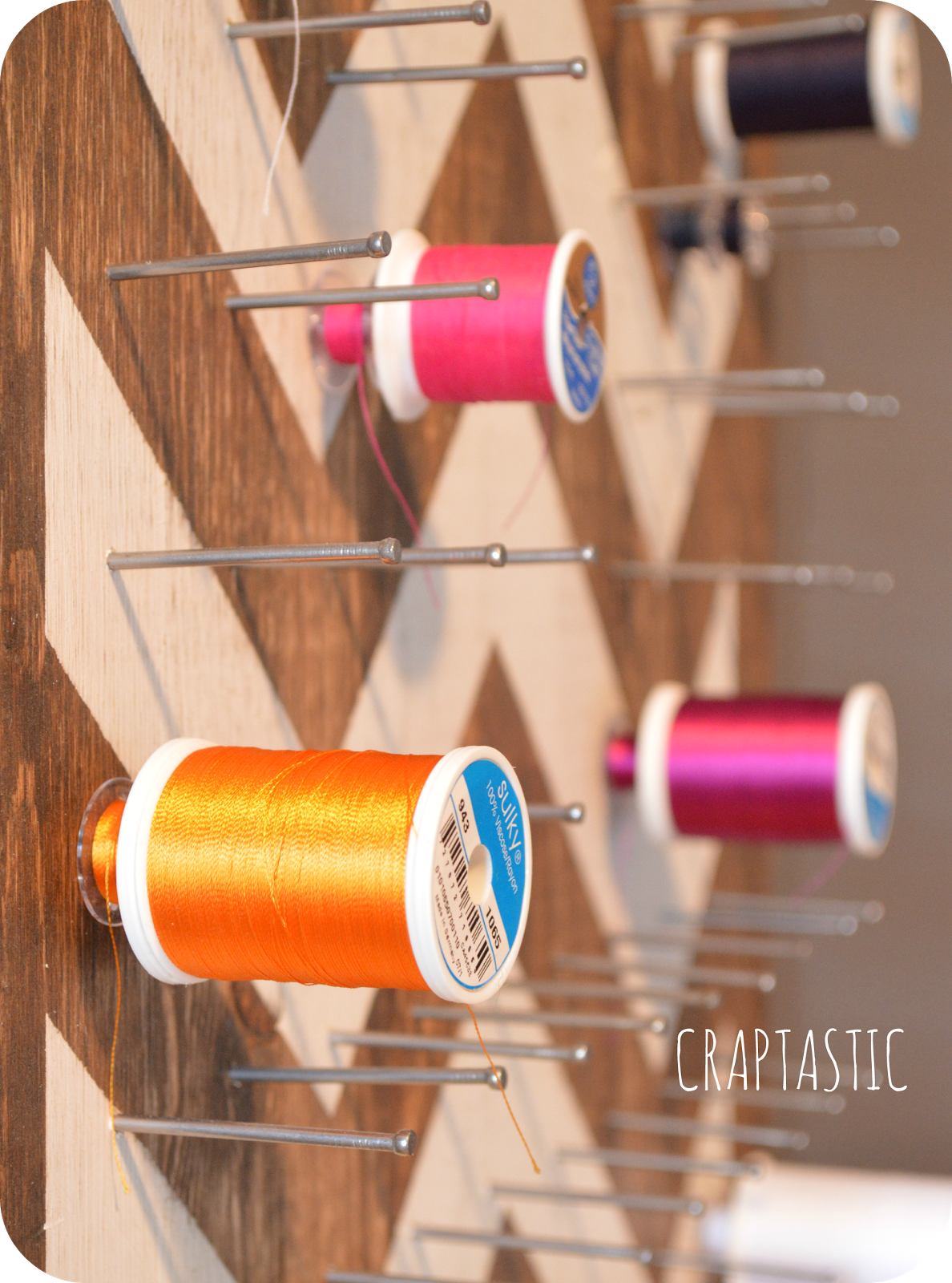 CRAPTASTIC Not Yo Mama's Thread Holder!