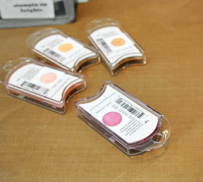 Blog Quick Quotes PowderPuff Chalk Ink Technique with Crystal