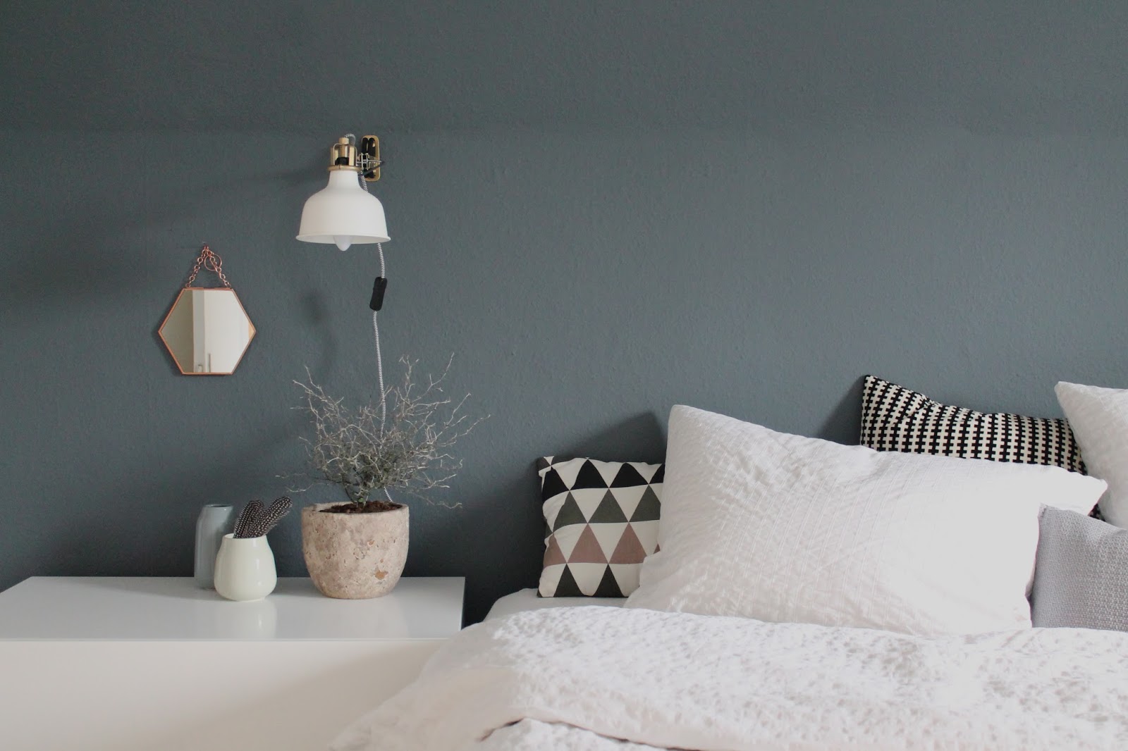 Schlafzimmer farben blau: innendesign in blau und weis. Ãber ...