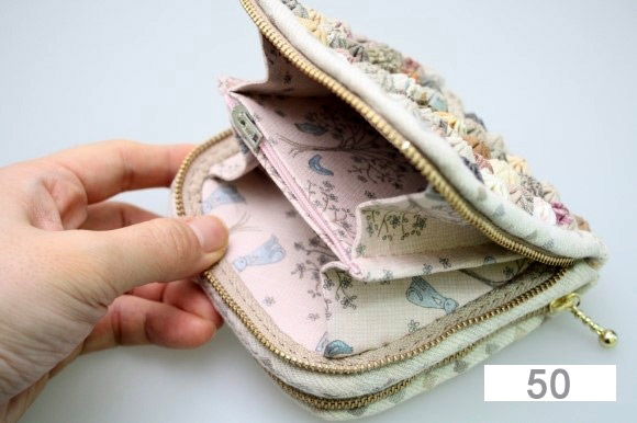 DIY Wallet with yo-yo flowers step-by-step tutorial.