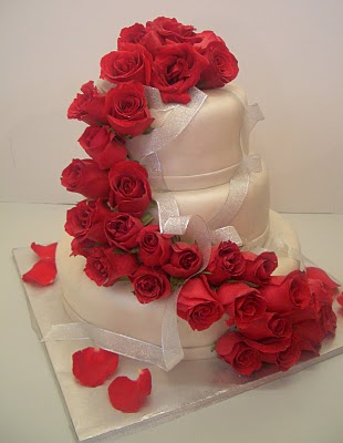 Awesome Wedding Cake Designs with Roses Decoration ...