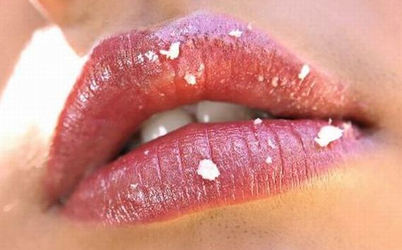 beautiful lips photo