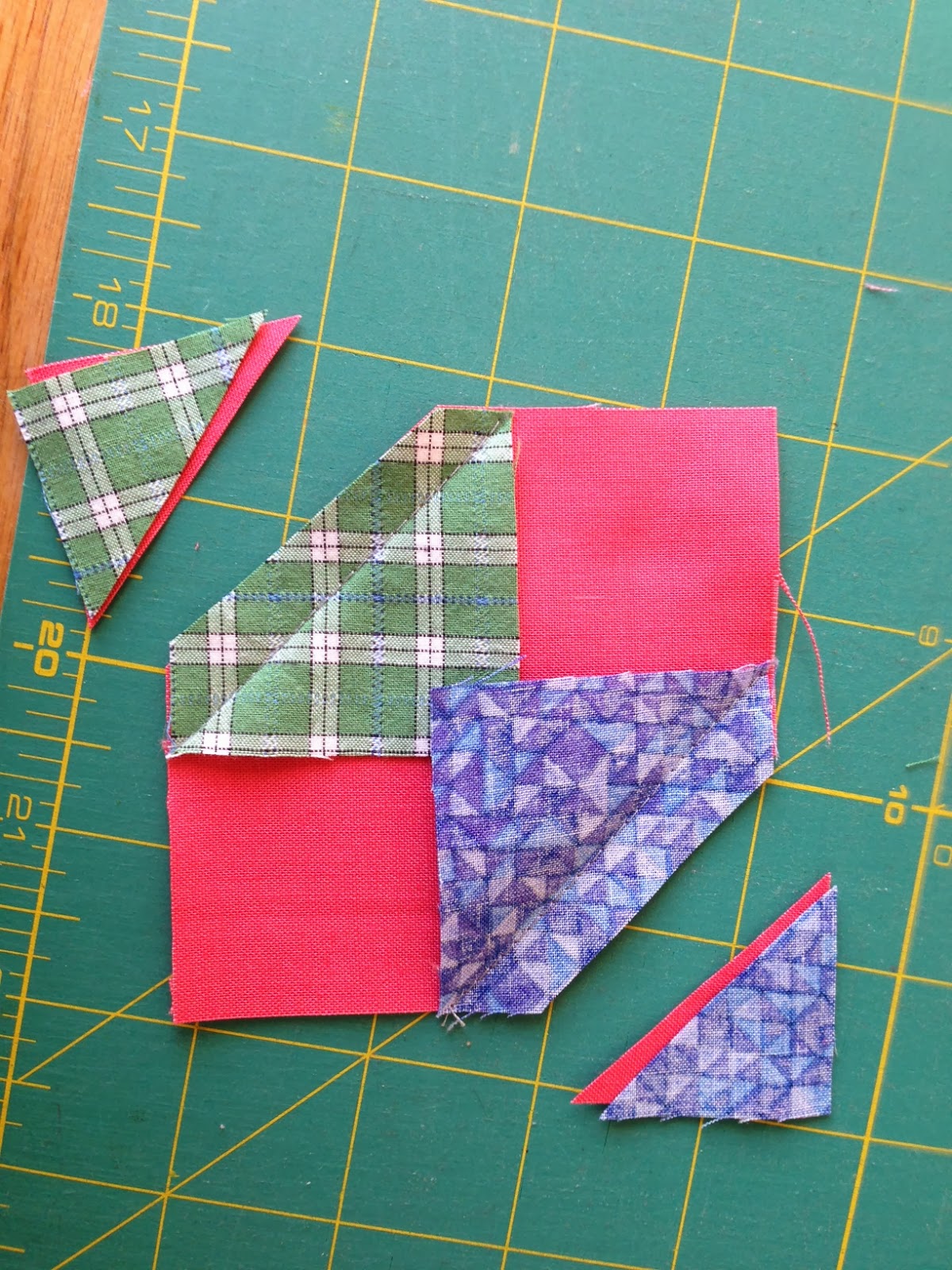 klein meisje quilts tip 28, using sewandflip triangles and making
