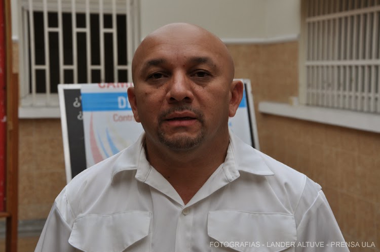 El Dr. Colina responsabiliza al filtro que ha puesto el gobierno para la compra de dólares, donde el sector salud no ha tenido un trato diferente. (Foto: Lánder Altuve)