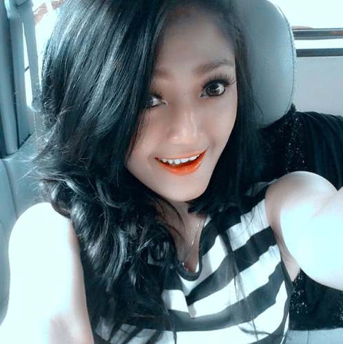 Foto bugil telanjang Siti Badriah Tanpa Sensor hot seksi payudara Foto bugil telanjang Siti Badriah Tanpa Sensor hot seksi payudara