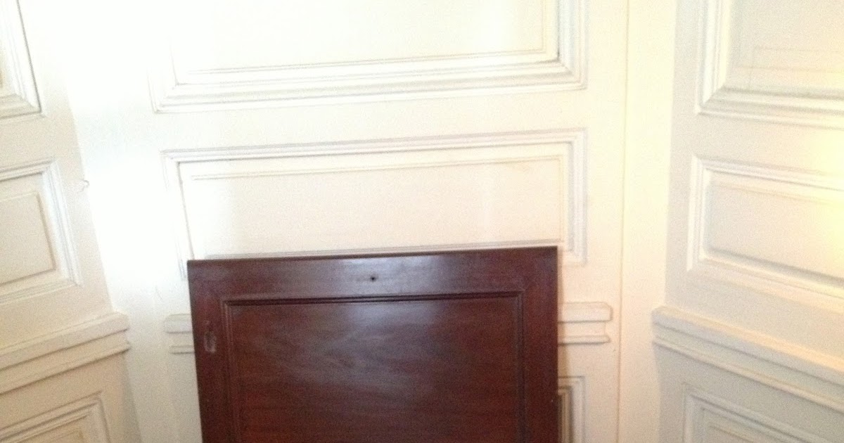 This is Versailles The Lack of Toilets