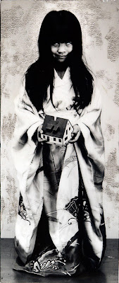 http://4.bp.blogspot.com/-i2jwOddB0XE/T7juT2x1_eI/AAAAAAAAAXw/CXiT0tmn4NY/s320/Zashiki-Warashi.jpg