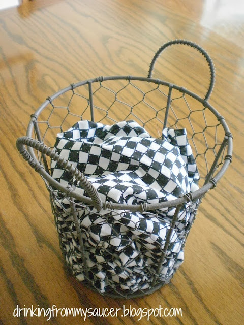 Drinking From My Saucer :: Hunting and Gathering