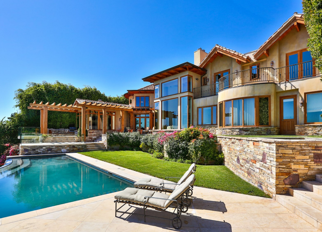 Luxury houses, villas and hotels Luxury house Pacific Palisades, CA