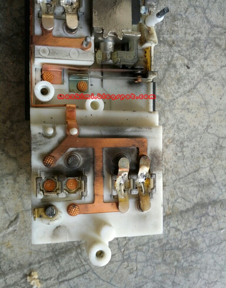 me2kimi.blogspot.com: What's inside power window switch