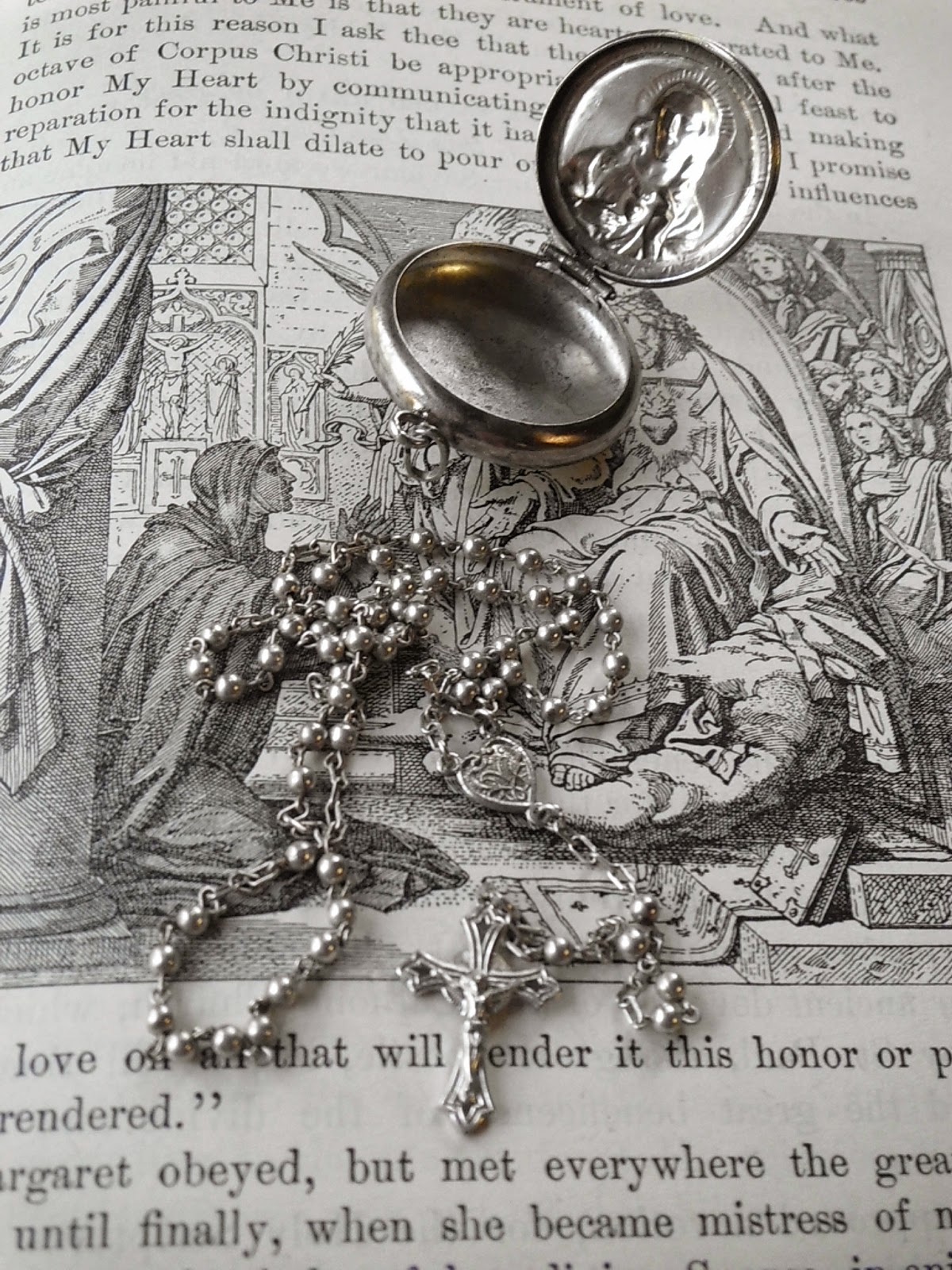 Vintage Religious Medals Vintage Sacred Heart Rosary Box with Baby