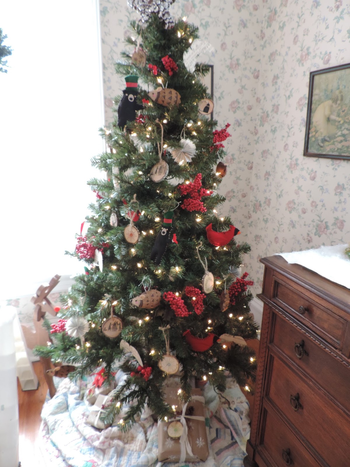 Art and Inspiration by Shari Sherman Making felt ornaments for Leu