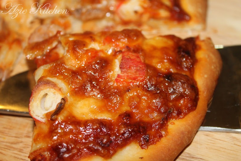 Pizza Lagi Azie Kitchen